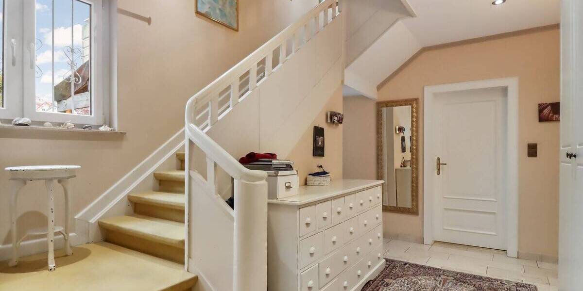 Einfamilienhaus Lage - 6 Zimmer, 186 m&sup2;, 445.000&euro; | Angebot:25801748