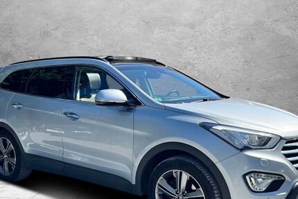 Hyundai Grand Santa Fe 282.000 km 9.499 € Detmold 32758