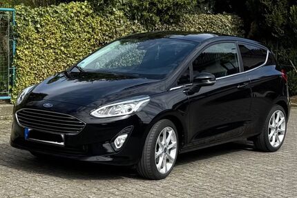 Ford Fiesta 79.400 km 10.500 &euro; Enger 32130
