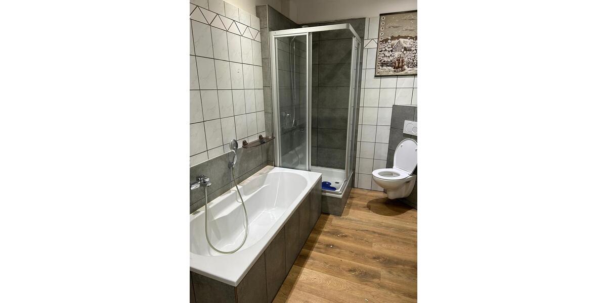 Einfamilienhaus Bielefeld Sennestadt - 9 Zimmer, 235 m&sup2;, 360.000&euro; | Angebot:26326949