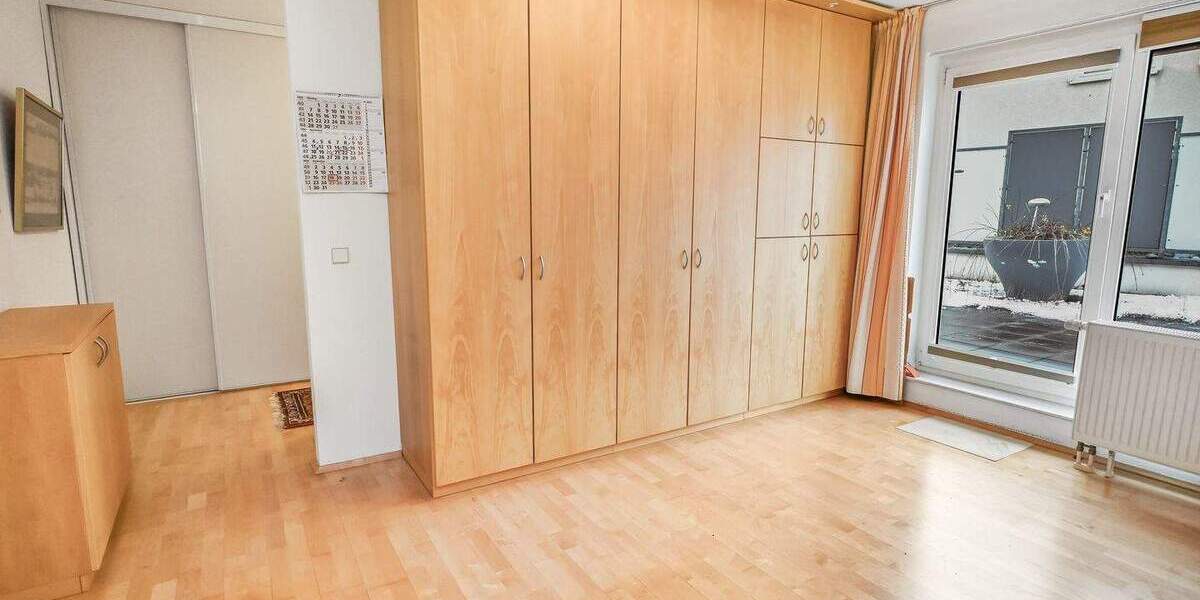 Etagenwohnung Gütersloh Innenstadt - 3 Zimmer, 143 m&sup2;, 495.000&euro; | Angebot:25687102