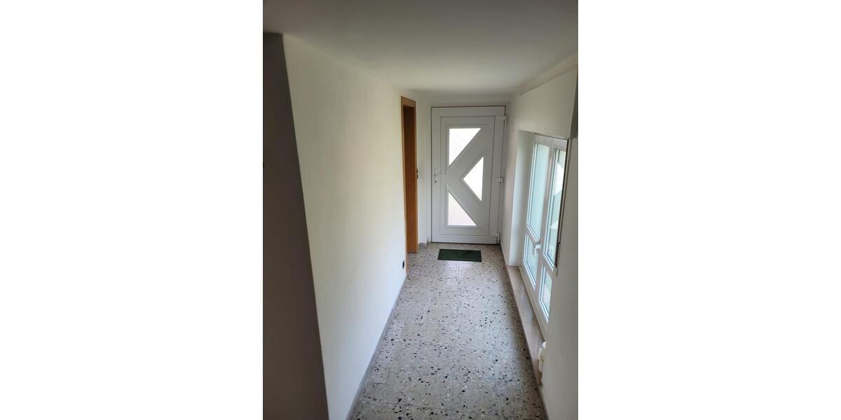 Einfamilienhaus Bad Oeynhausen - 8 Zimmer, 324 m&sup2;, 349.000&euro; | Angebot:26940604