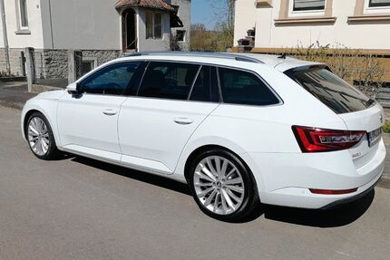 Skoda Superb 132.000 km 21.400 &euro; Detmold 32756