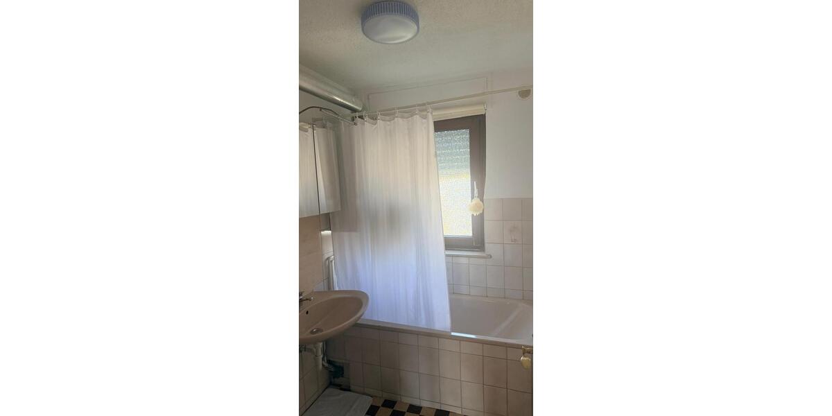 Etagenwohnung Bielefeld Brackwede - 1 Zimmer, 63 m&sup2;, 600&euro; | Angebot:25333213