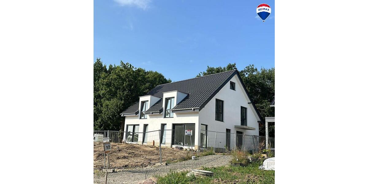 Neubau Doppelhaushälfte in Herford City ZU VERMIETEN ab dem 1.2.2025 5 zimmer