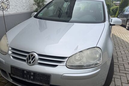 VW Golf 113.000 km 2.900 &euro; Hilter 49176