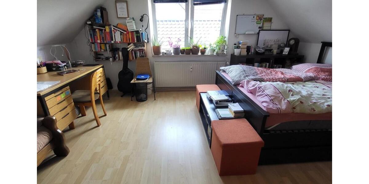 Dachgeschoßwohnung Bielefeld Schildesche - 2 Zimmer, 59 m&sup2;, 540&euro; | Angebot:25415108