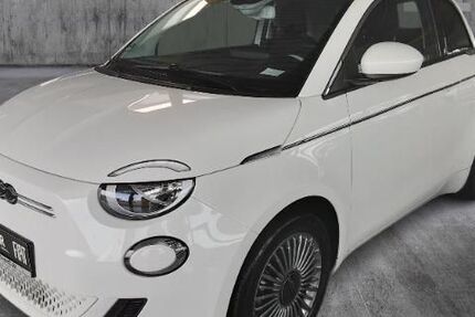 Fiat 500e 13.208 km 18.970 &euro; Versmold 33775