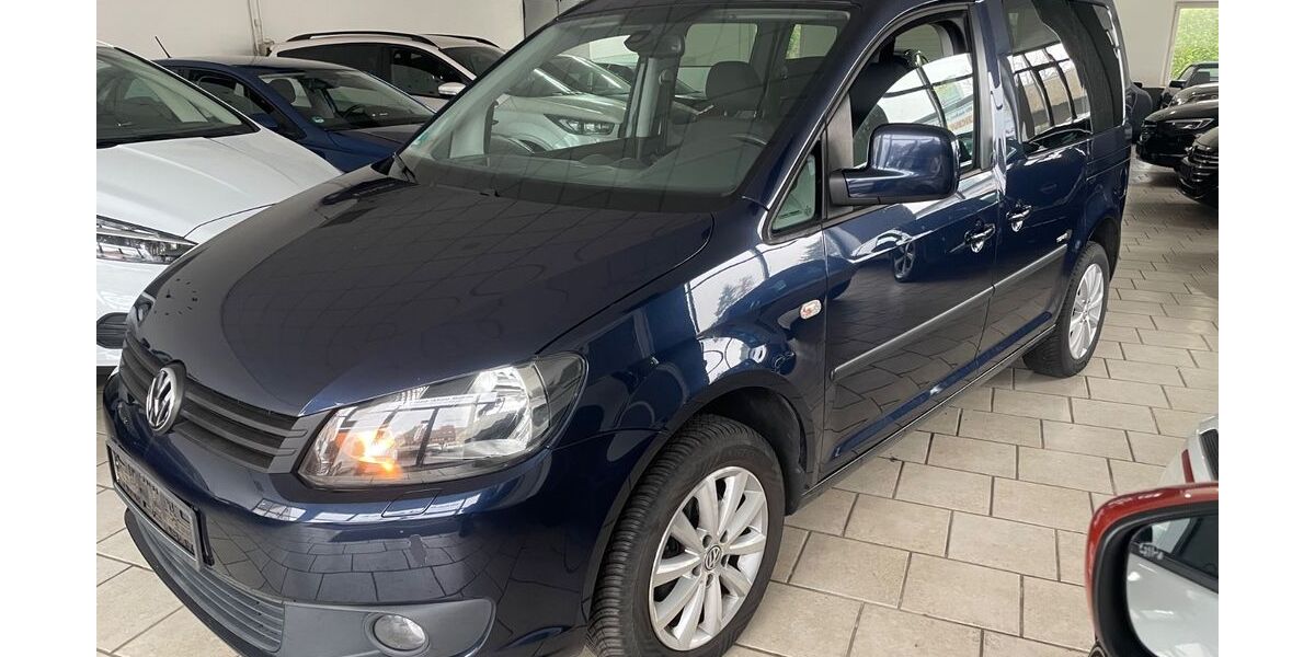 VW Caddy 206.000 km 5.999 &euro; Detmold 32756