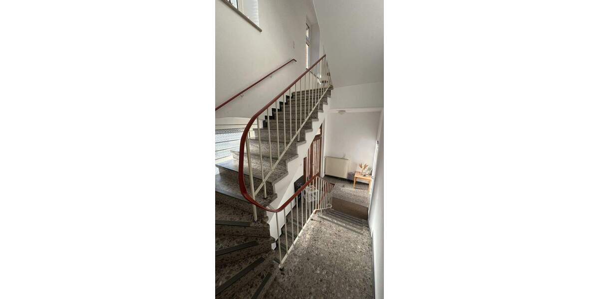 Mehrfamilienhaus, Wohnhaus Vlotho - 8 Zimmer, 302 m&sup2;, 340.000&euro; | Angebot:25686493