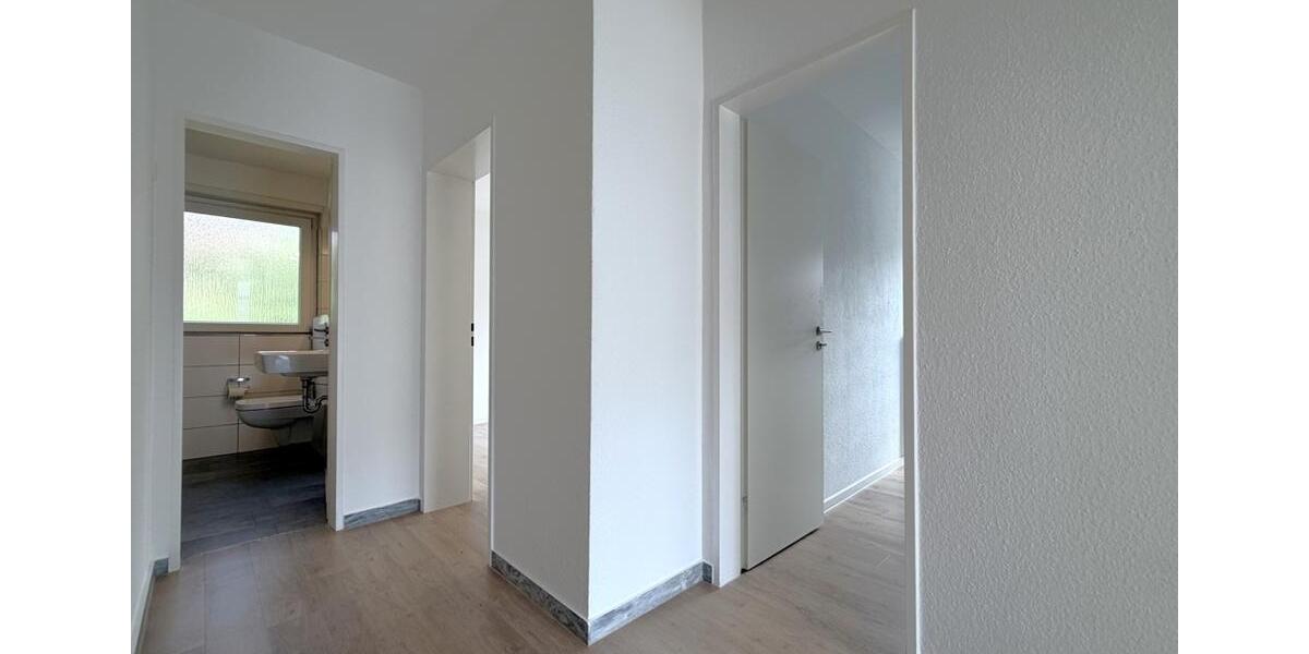 Dachgeschoßwohnung Bielefeld Gadderbaum - 3 Zimmer, 72 m&sup2;, 778&euro; | Angebot:26299767