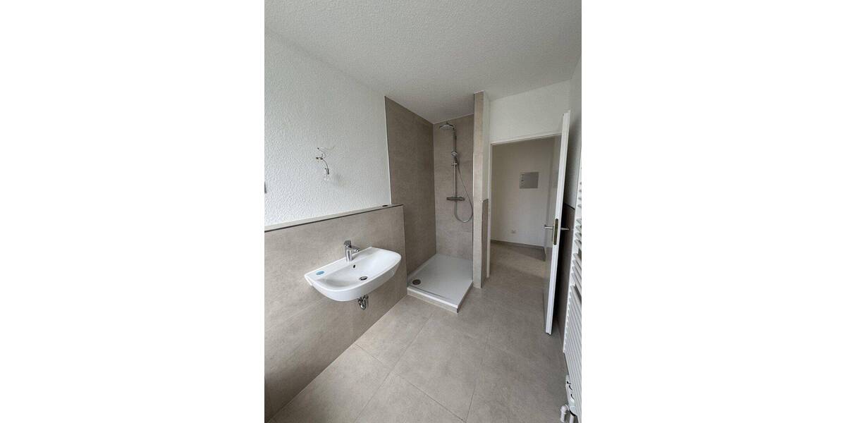 Etagenwohnung Bünde - 4 Zimmer, 81 m&sup2;, 870&euro; | Angebot:26915853