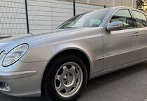 Mercedes E 220