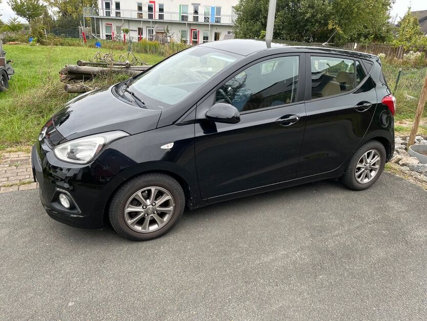 Hyundai i10 68.485 km 8.500 € BIELEFELD 33699