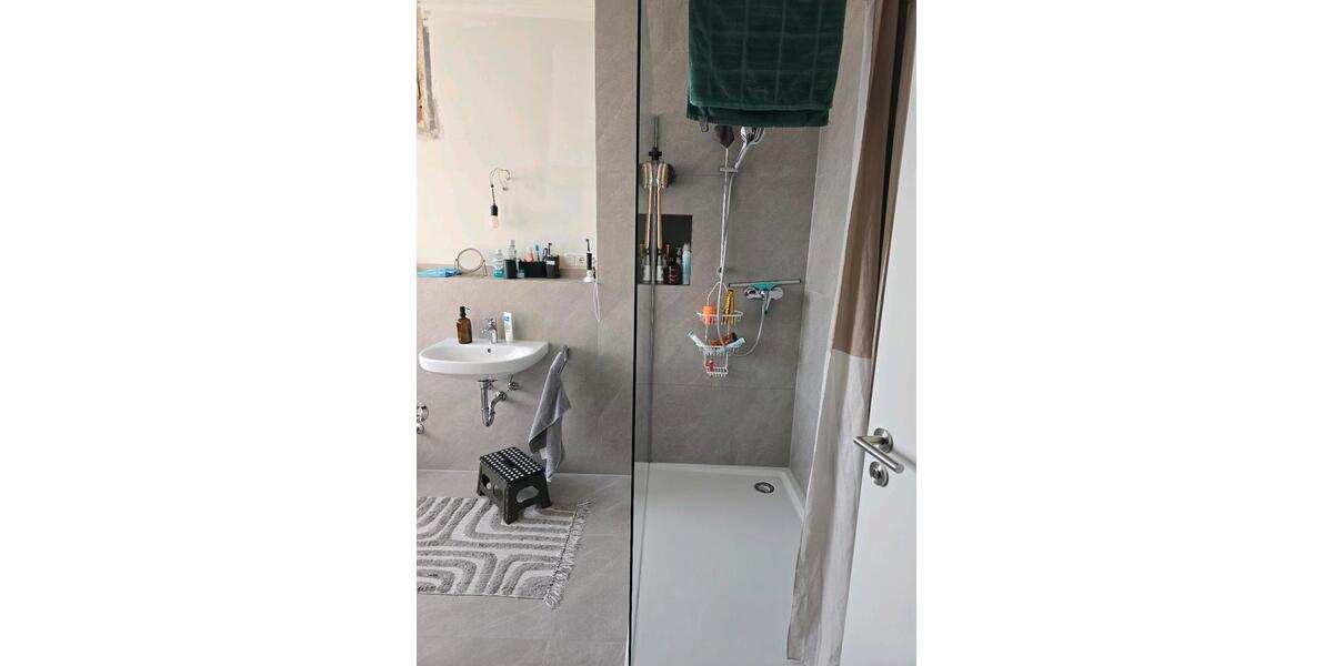 Etagenwohnung Vlotho - 5 Zimmer, 143 m&sup2;, 990&euro; | Angebot:25424815