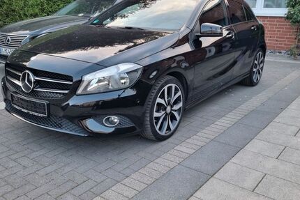 Mercedes-Benz A 180 94.850 km 12.500 &euro; Borgholzhausen 33829