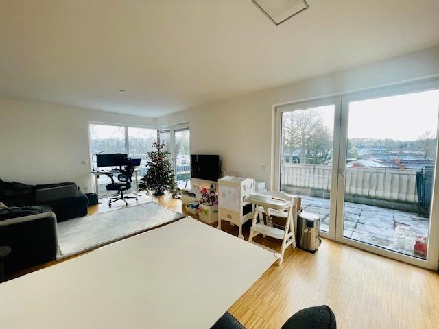 GT-Isselhorst! Traumhafte 2-Zi.-Penthouse-Whg. Fahrstuhl Gäste-WC Dachterrasse Carport 2 zimmer