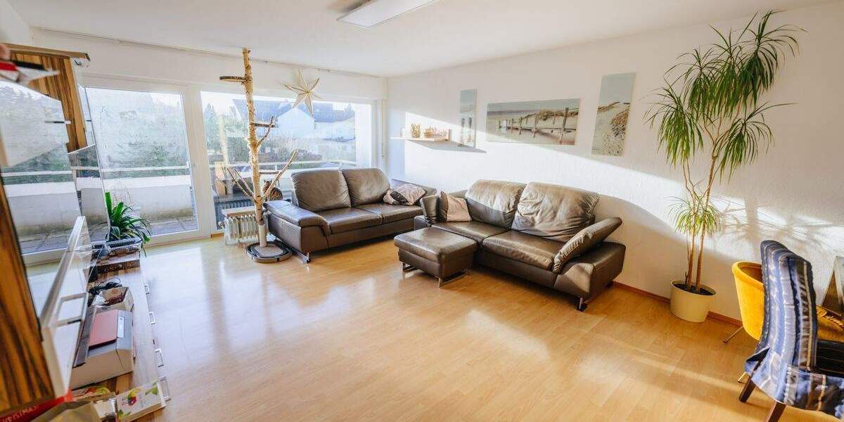 Reihenmittelhaus Leopoldshöhe Schuckenbaum - 8 Zimmer, 221 m&sup2;, 339.000&euro; | Angebot:25669161