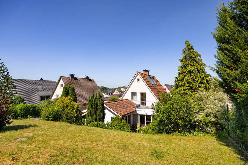 Mit Blick über Bielefeld - Charmantes Einfamilienhaus!