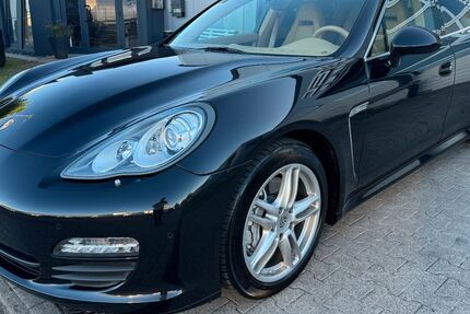 Porsche Panamera 57.611 km 29.500 &euro; Bielefeld 33719