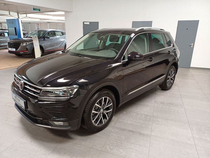 VW Tiguan 89.507 km 22.950 € Bad Oeynhausen 32547