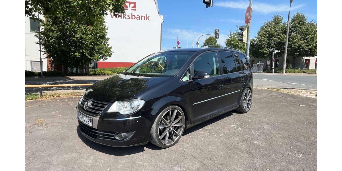 VW Touran 316.000 km 3.000 &euro; Herford 32049