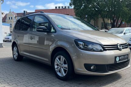 VW Touran 73.000 km 15.700 € Paderborn 33098