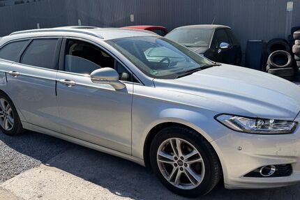 Ford Mondeo 200.000 km 5.999 &euro; Detmold 32758