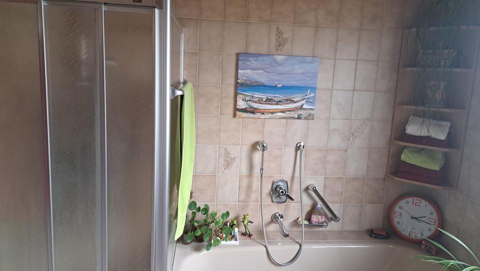 Dachgeschoßwohnung Herford Falkendiek - 2.5 Zimmer, 90 m&sup2;, 650&euro; | Angebot:25545190