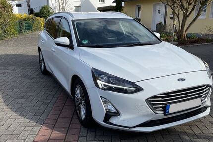Ford Focus 72.788 km 13.499 &euro; Leopoldshöhe 33818