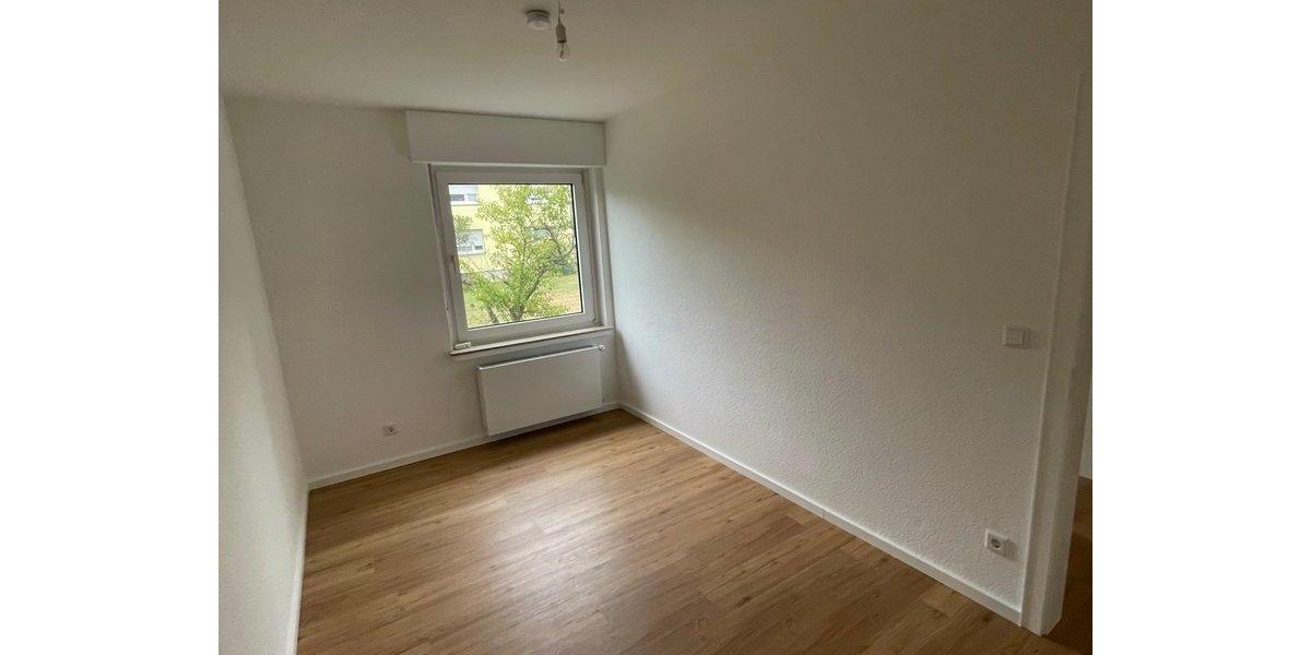 Hochparterre Gütersloh Isselhorst - 3 Zimmer, 69 m&sup2;, 715&euro; | Angebot:26347749