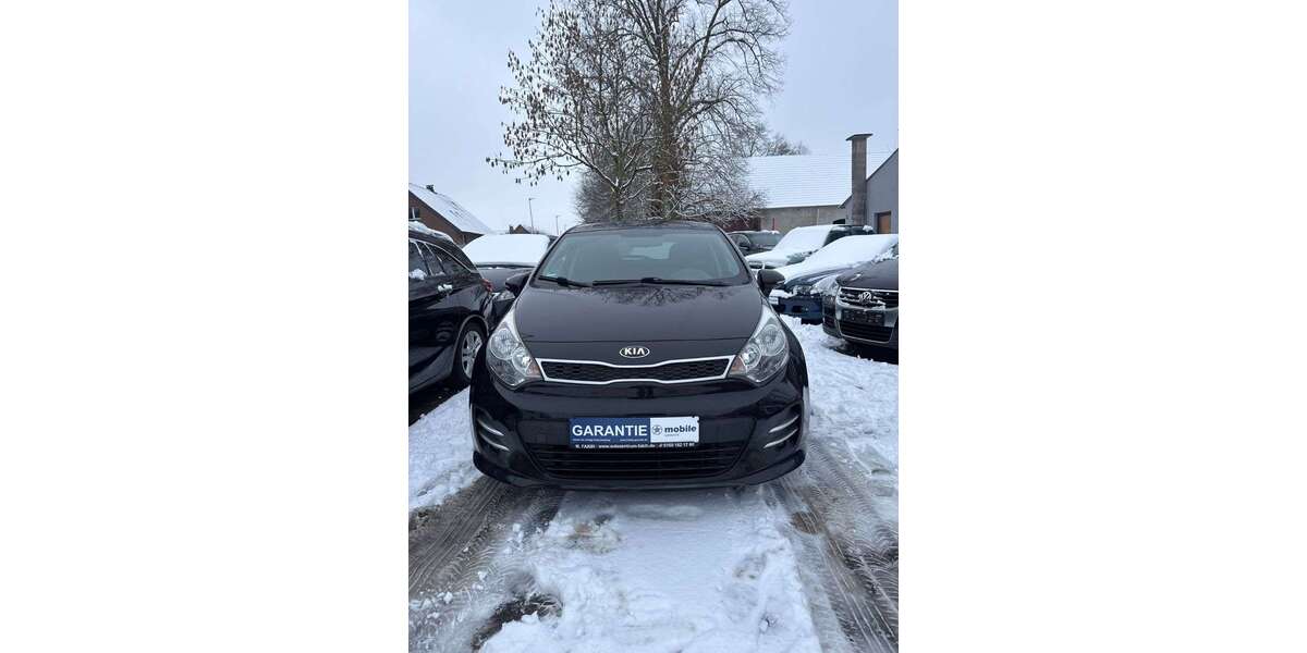 Kia Rio 49.300 km 8.900 &euro; Bad Oeynhausen 32549