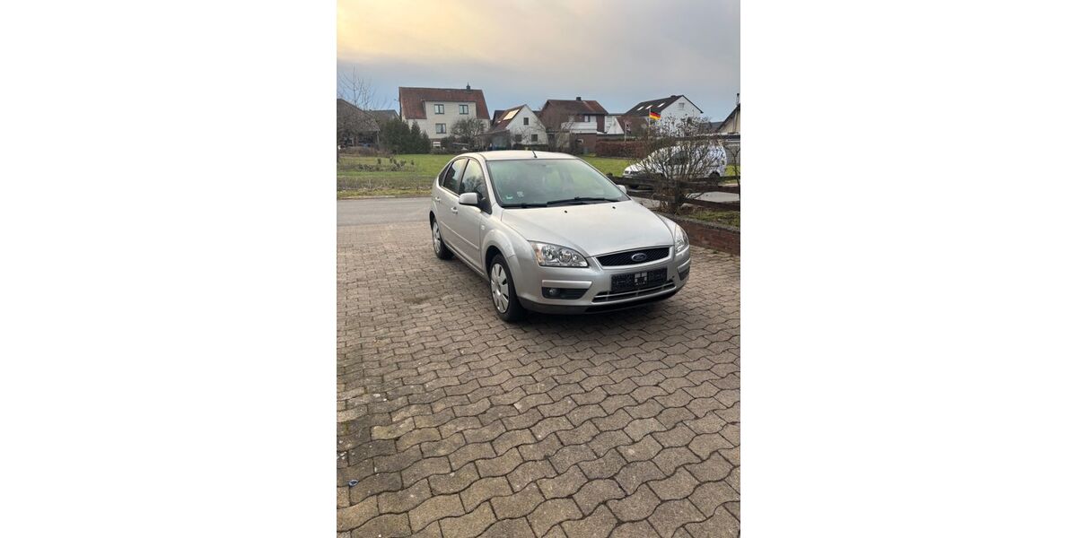 Ford Focus 200.000 km 2.500 &euro; Melle 49328