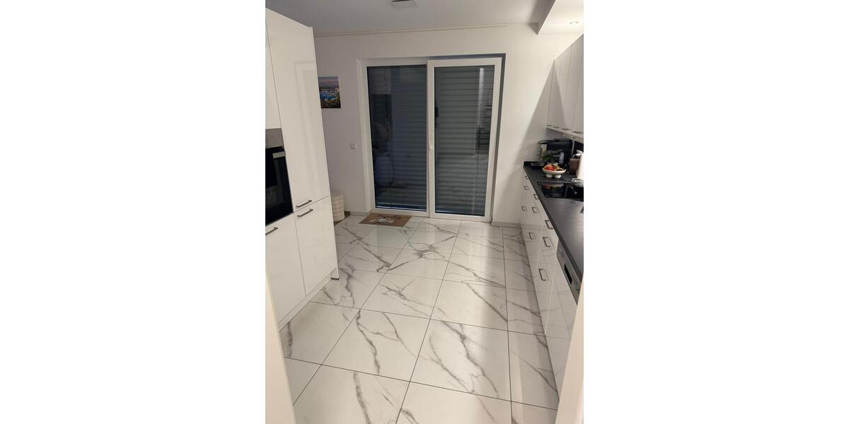 Erdgeschoßwohnung Bielefeld Heepen - 3 Zimmer, 132 m&sup2;, 1.650&euro; | Angebot:26186512