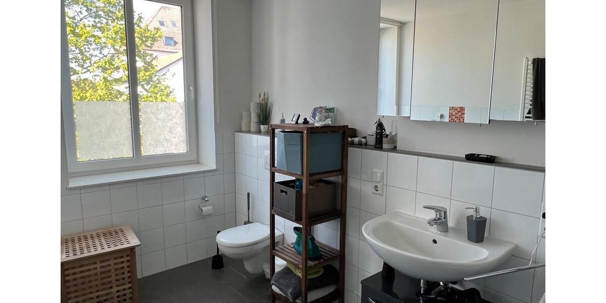 Etagenwohnung Bielefeld - 4 Zimmer, 121 m&sup2;, 1.161&euro; | Angebot:26403742