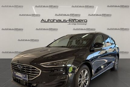 Ford Focus 28.000 km 22.890 &euro; Detmold 32758