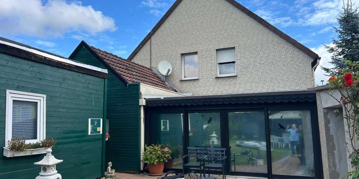 Einfamilienhaus Herford - 8 Zimmer, 230 m&sup2;, 330.000&euro; | Angebot:27017813