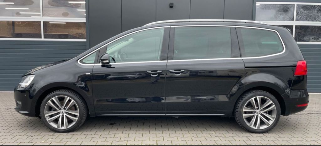 VW Sharan 141.000 km 18.900 € Rietberg 33397