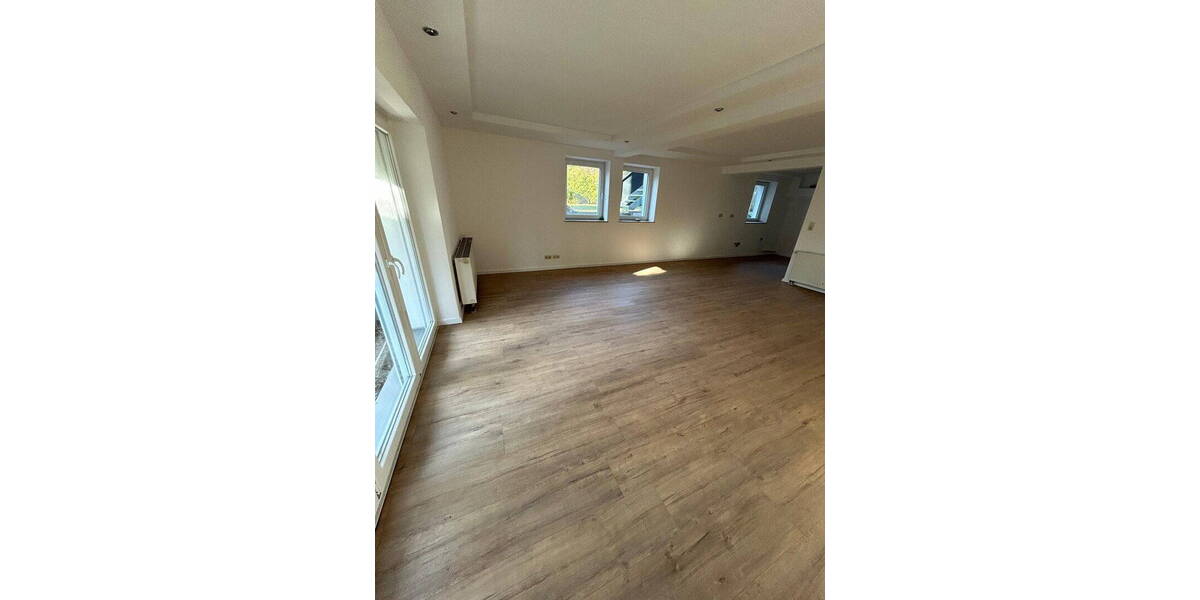 Etagenwohnung Herford Innenstadt - 2 Zimmer, 69 m&sup2;, 695&euro; | Angebot:26117610