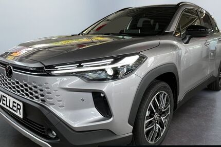 Toyota Corolla Cross 2.500 km 40.990 € Herford 32049