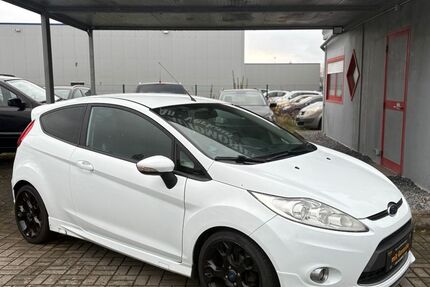 Ford Fiesta 177.414 km 6.499 € Enger 32130