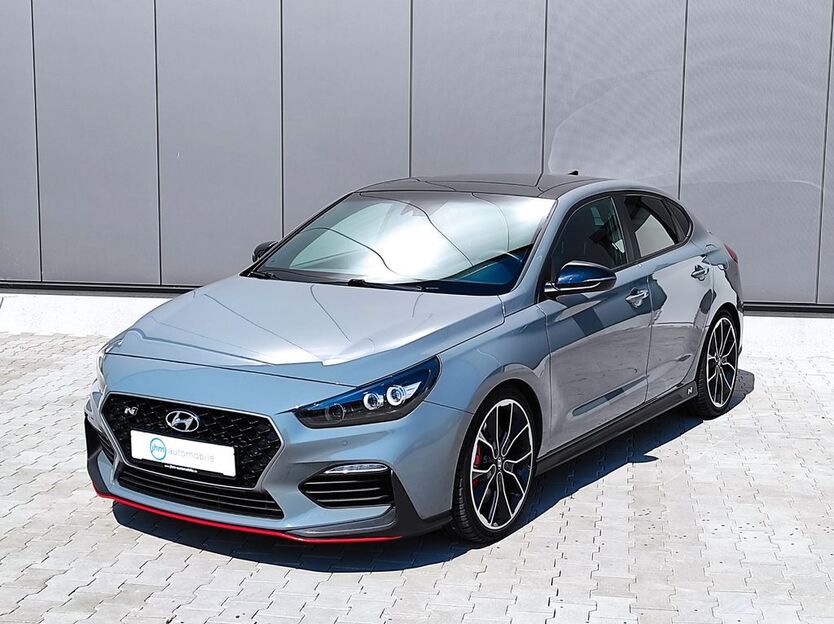 i30