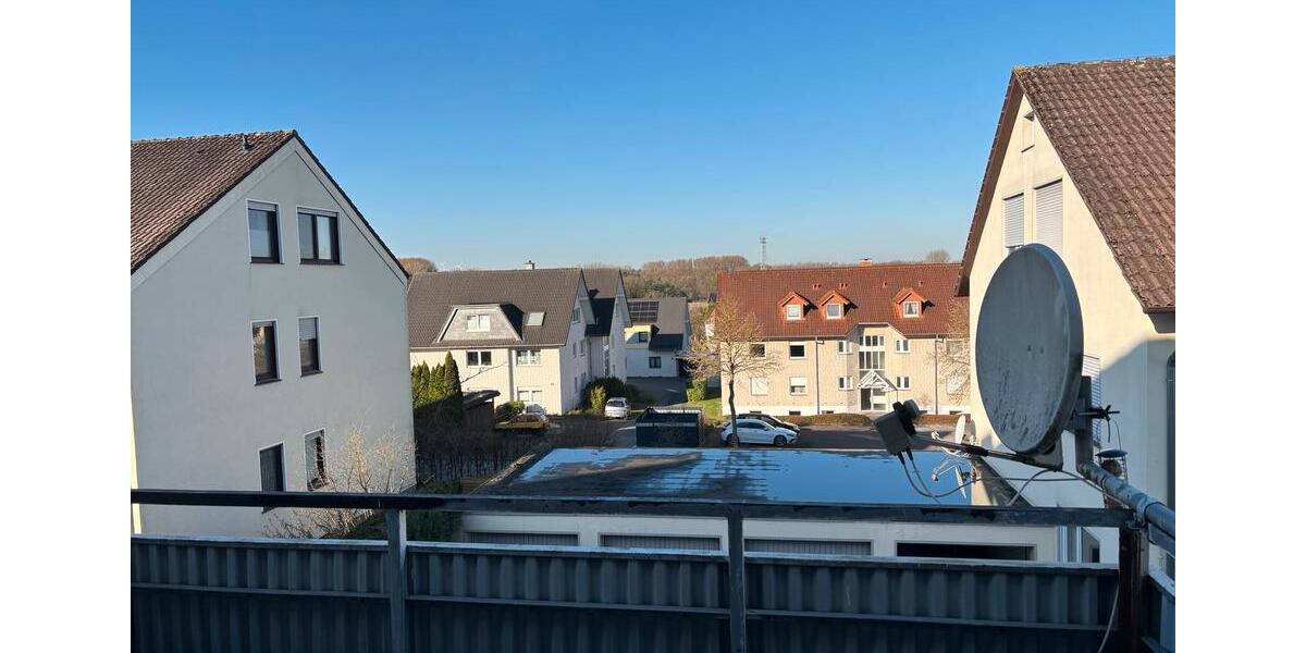 Etagenwohnung Lage - 3 Zimmer, 74 m&sup2;, 750&euro; | Angebot:25751618