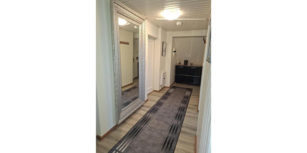 Dachgeschoßwohnung Detmold Hakedahl - 2 Zimmer, 60 m&sup2;, 455&euro; | Angebot:26355264