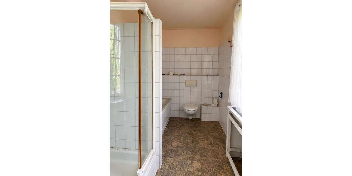 Denkmalgeschützte Fabrikantenvilla an der Weser Parkgrundstück mit drei zusätzlichen Bauplätzen - Villa Vlotho | Angebot:27254373