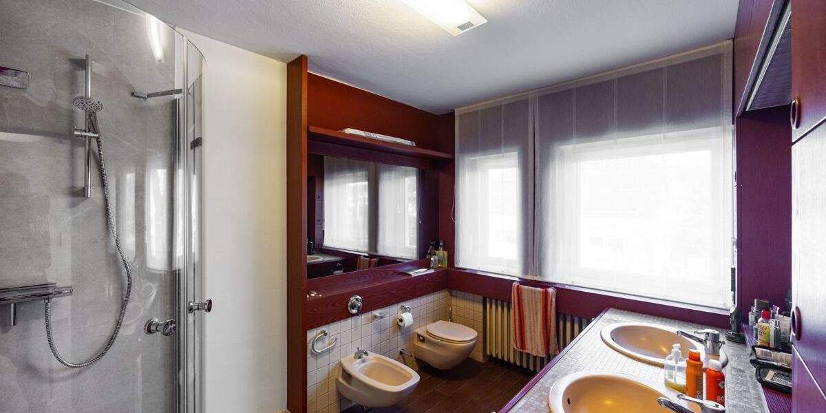 Geräumig und charmant! Einfamilienhaus auf tollem Grundstück 6 zimmer