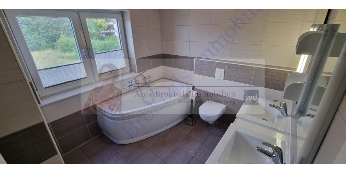 PREVIEW Junge DHH mit Garage in Spexard - provisionsfrei für Käufer - Doppelhaushälfte Gütersloh Isselhorst | Angebot:22286828