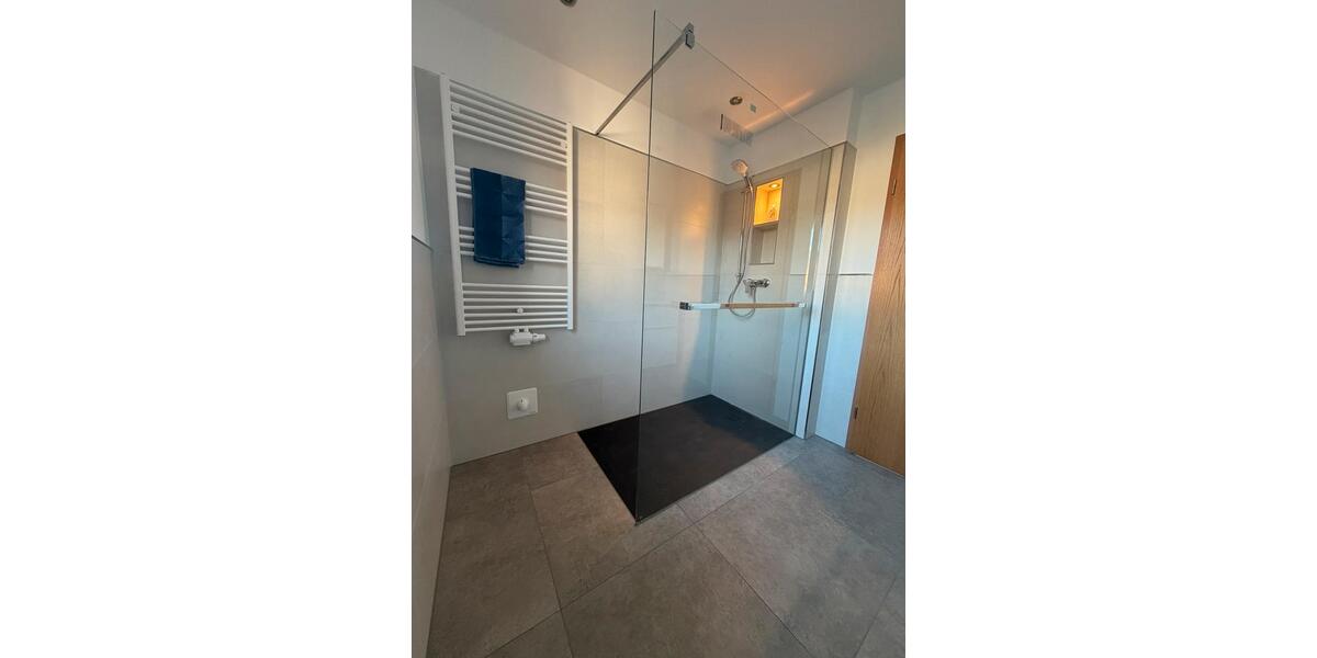 Etagenwohnung Detmold Hiddesen - 3.5 Zimmer, 82 m&sup2;, 900&euro; | Angebot:25635881