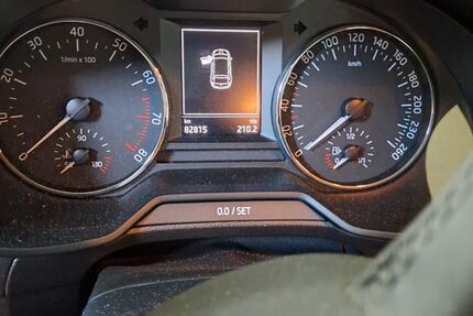 Skoda Octavia 82.815 km 9.900 &euro; Oerlinghausen 33813