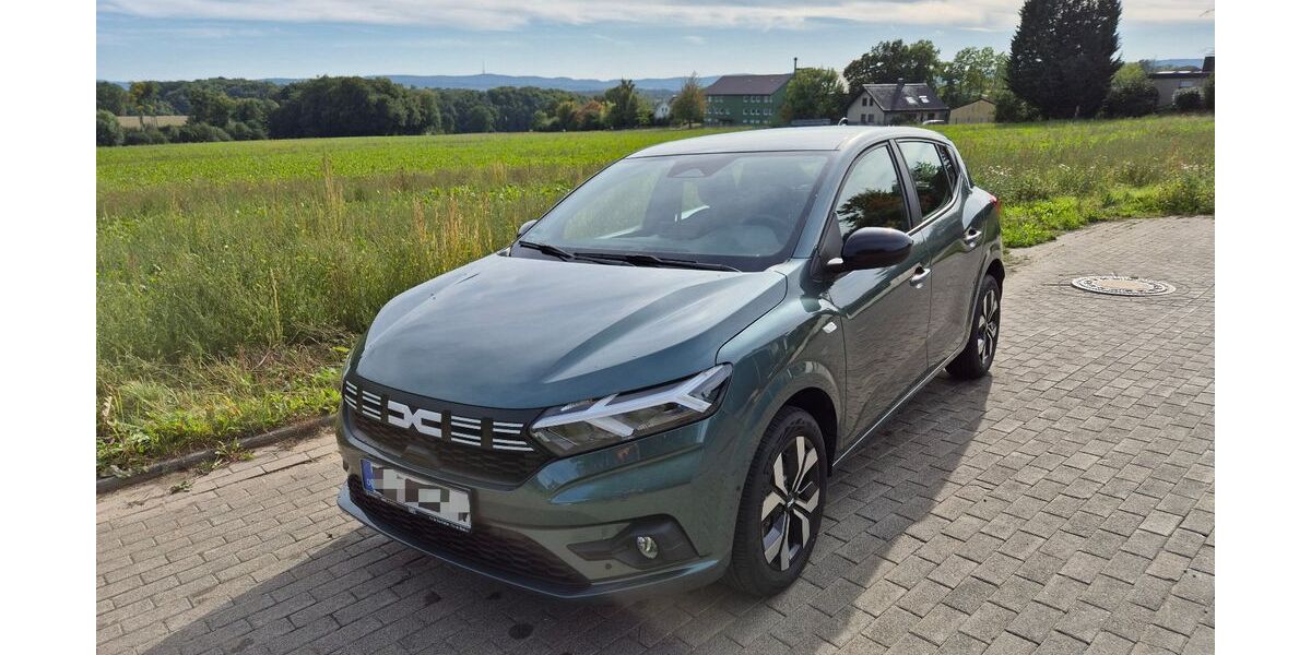 Dacia Sandero 9.900 km 15.400 &euro; Bielefeld 33739